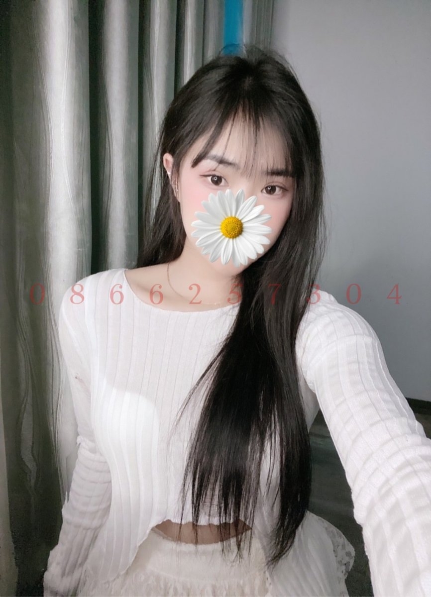 ẢNH TỰ CHỤP TIỂU YẾN - SIÊU PHẨM NON TƠ - TRÀN ĐẦY NHỰA SỐNG TUỔI MỚI LỚN
