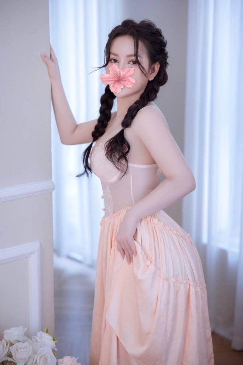 Xinh, Body Đẹp - Vú Bím Tự Nhiên, Lắm Nước Lênh Láng, Vét 69 Đủ Mọi Tư Thế
