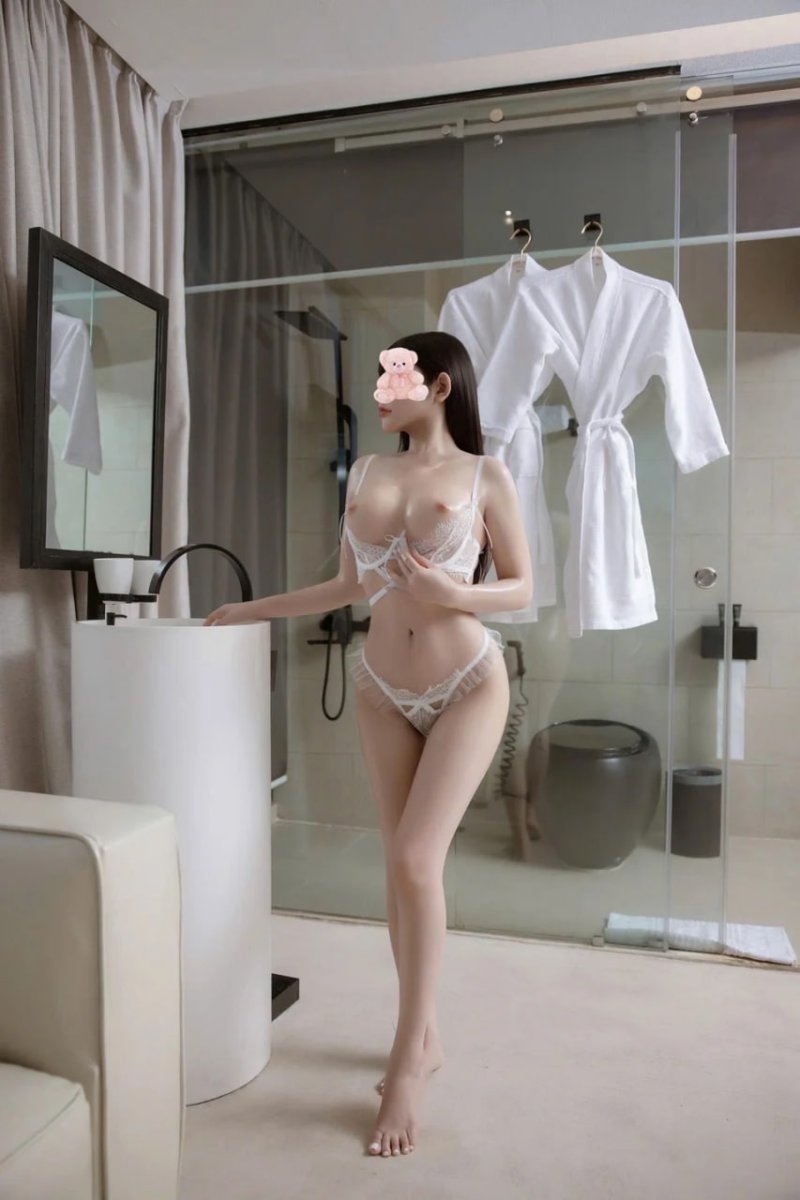 Gái Gọi Nguyễn Trãi Thanh Xuân - VÚ TO BÍM KHÍT NÌN NỊT - MÚP CHÙN CHỤT - NƯỚC NÔI Nhoe Nhoét