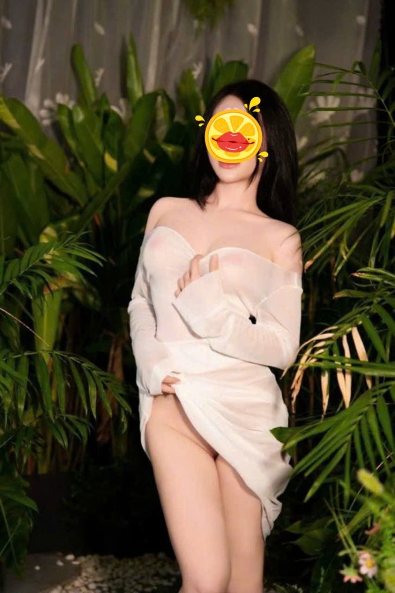 Minh Trang - Girl Xinh Dáng Đẹp - Vú To Mông Mẩy Căng Tràn - Tình Cảm Đáng Yêu - Phê Quên Lối Về