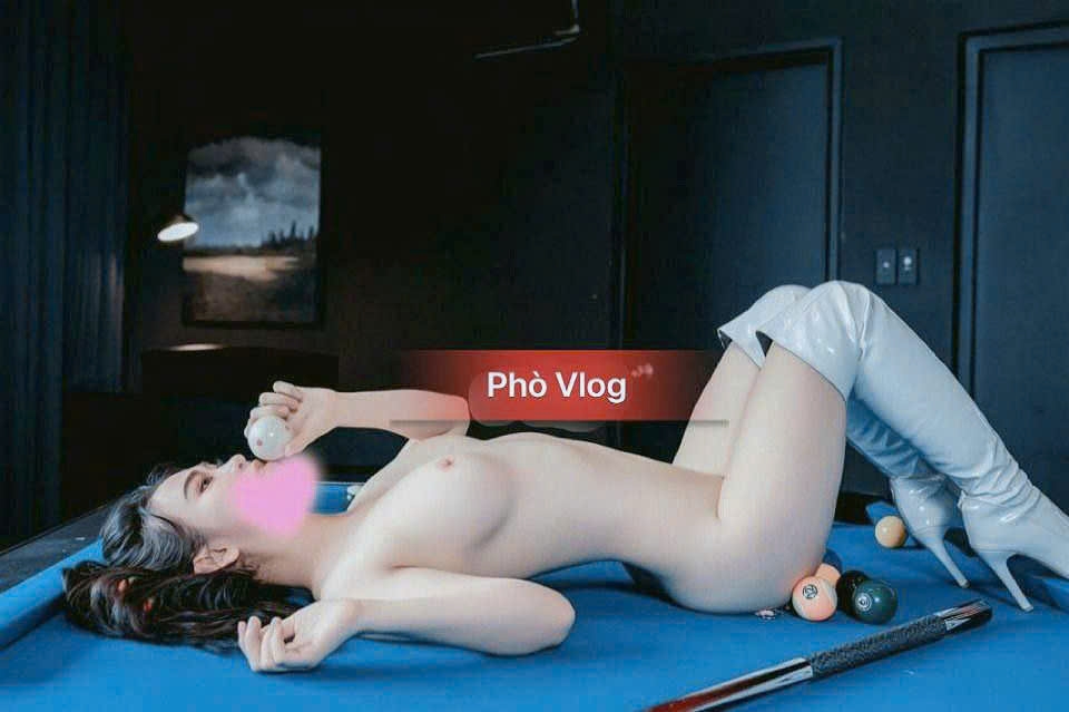 Gia Linh - Khuôn Mặt Xinh Dâm - Ngực Đẹp Mông Cong - Người Tình Say Đắm Ngọt Ngào